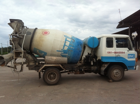 ขายรถโม่ปูน 3 คิว ด่วน 560,000 net