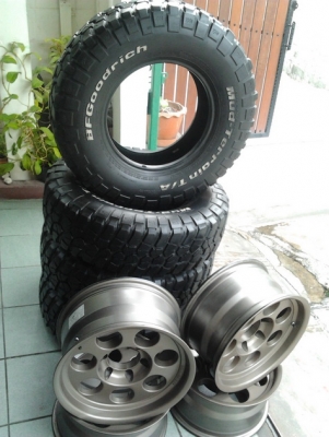 ล้อ Piaa + ยาง 265/75/16 BF Km2 ปี10 สวยๆ1ชุด ล้อ Piaa + ยาง 265/75/16 BF Km2 ปี10 สวยๆ1ชุด