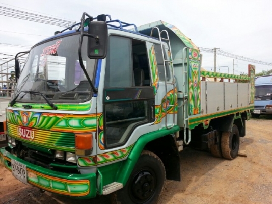 ขายดั้มร็อกกี้ 175แรง เครื่องดี แคชซีสวย พ.เพาเวอร์ เบรกทิฟฟี่ ภายในสวย แอร์เย็น เอกสารพร้อมโอน สนใจโทร 090-8588220คุณนะ