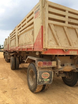 รถมิตซู 10 ล้อดั้ม 270 แรงม้า. ปี 55 - 56. ( มีขาย 2 พ่วง. ) สนใจติดต่อ 081 - 6079515 รถมิตซู 10 ล้อดั้ม 270 แรงม้า. ปี 55 - 56. ( มีขาย 2 พ่วง. ) สนใจติดต่อ 081 - 6079515