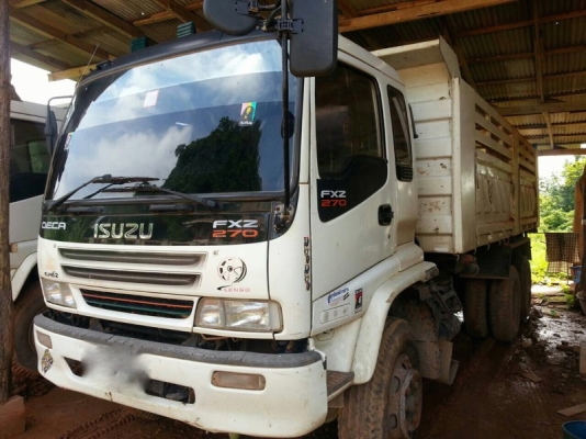 รถอีซูซุ 10  ล้อดั้ม  270 แรงม้า. ปี 49 - 50  ( มีขาย 2 คัน. )   สนใจติดต่อ 081 - 6079515