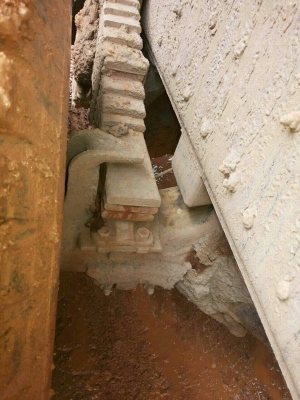 รถอีซูซุ 10  ล้อดั้ม  270 แรงม้า. ปี 49 - 50  ( มีขาย 2 คัน. )   สนใจติดต่อ 081 - 6079515