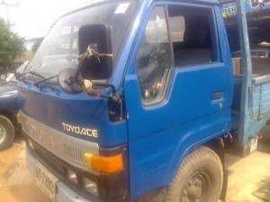 สี่ล้อ โตโยต้าไดน่า BU60ปี96ยกหัวได้ สภาพพร้อมใช้เอกสารพร้อมโอน