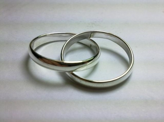 แหวนเงินปลอกมีดคู่