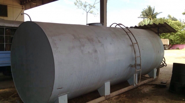 ขายแท้งนำ้มัน 150,000ลิตร พร้อมหัวจ่าย สนใจโทร 081-9701072