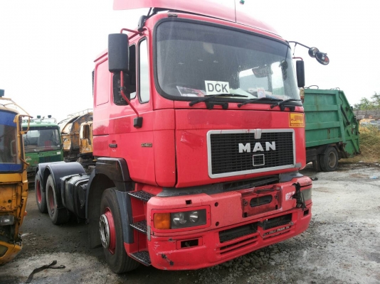 ขายรถ10ล้อหัวลากเครื่อง420แรง เหมาะสำหรับงานบรรทุกหนักๆ