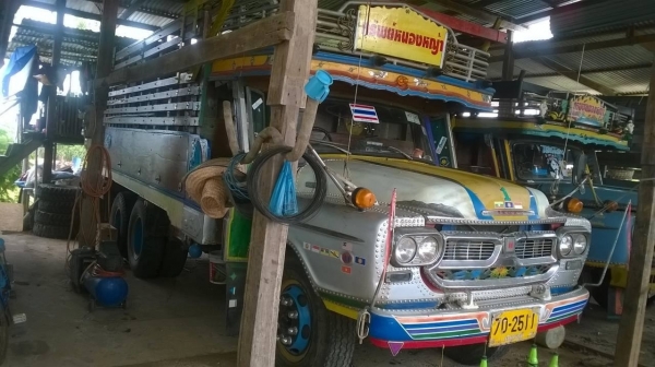 ขาย 10 ล้อหัวยาว 2 เพลาดั้มช่วงล่างเดิม เครื่อง 6BD1 165 แรงม้า สโลว์กลาง เพาวเวอร์ ยางเต็ม ทะเบียนพร้อมโอน