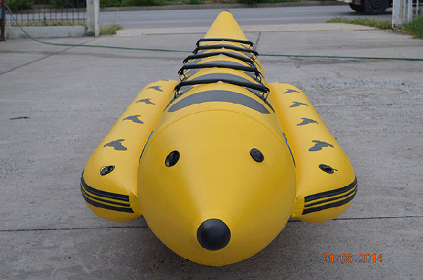 เรือกล้วย