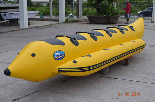 เรือกล้วย