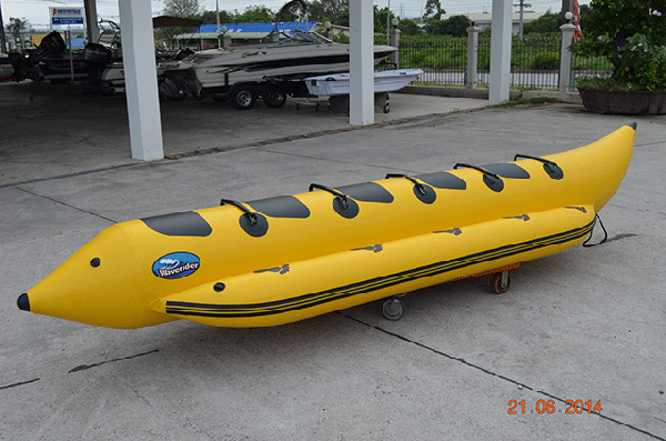 เรือกล้วย