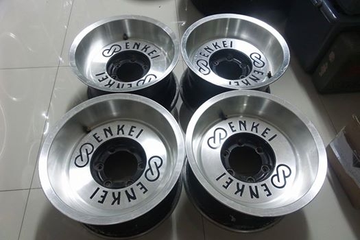 Enkei Made in Japan 15x8.5 ET-20 สวยๆ หนาๆ ไร้ซ่อม 12000บาท