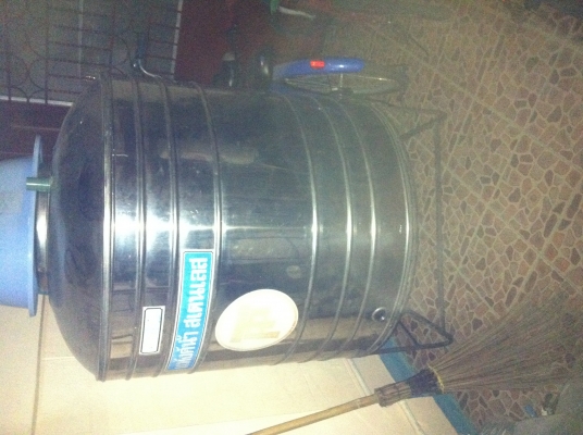 ขายแท็งน้ำสแตนเลส 1100 ลิตร ขายแท็งน้ำสแตนเลส 1100 ลิตร