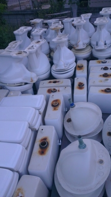 ขาย อ่างล้างหน้า เครื่องสุขภัณฑ์ american standard 600-800 บาท ขาย อ่างล้างหน้า เครื่องสุขภัณฑ์ american standard 600-800 บาท