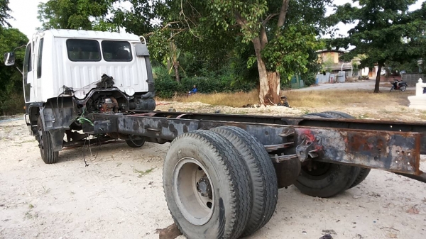 **460,000 บ.ต่อรอง**ขายหัวคัสซี6ล้อประกอบ ช่วงยาว HINO FF2HMA HO6C Bointer 205HP เครื่องแน่นแรงๆ เกียร์HO เข้าง่ายไม่มีหลุด ช่วงล่างใหญ่ คัสซีใหญ่เดิมๆ ไม่ปะไม่ดาม มีสนิมบ้างช่วงปลายแต่ไม่ผุ ยาว6.00ม. หัวเก๋งดีไม่ผุ ภายในดีคอนโซลดี พ.พาวเวอร์ เบรคทริฟฟี่ **460,000 บ.ต่อรอง**ขายหัวคัสซี6ล้อประกอบ ช่วงยาว HINO FF2HMA HO6C Bointer 205HP เครื่องแน่นแรงๆ เกียร์HO เข้าง่ายไม่มีหลุด ช่วงล่างใหญ่ คัสซีใหญ่เดิมๆ ไม่ปะไม่ดาม มีสนิมบ้างช่วงปลายแต่ไม่ผุ ยาว6.00ม. หัวเก๋งดีไม่ผุ ภายในดีคอนโซลดี พ.พาวเวอร์ เบรคทริฟฟี่