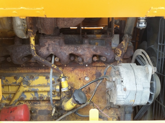 ขายรถตักล้อยาง ราคาพิเศษ WA180-1 ยี่ห้อ KOMATSU  นำเข้าจากสหรัฐอเมริกา ไม่เคยใช้งานในไทย ** 850,000 บาท