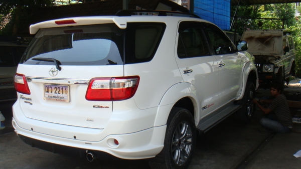 ช่วงล่างรถ Fortuner by Shock Profender