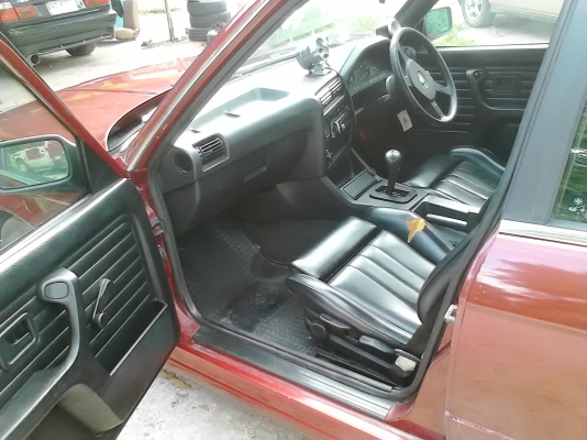 ขายครับ BMW 316 E30 สวย ๆ วางเครื่อง SR20 รถพร้อมใช้งาน สวยเอกสารพร้อมครับ