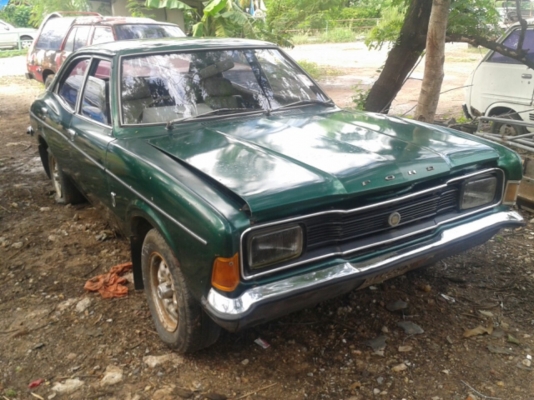 Ford Cortina สีเขียว 4 ประตู เครื่องเดิมจอดนานไม่ติด ภายในเดิมไม่ขา ขายตามสภาพ ทะเบียนขาดปี 51 Ford Cortina สีเขียว 4 ประตู เครื่องเดิมจอดนานไม่ติด ภายในเดิมไม่ขา ขายตามสภาพ ทะเบียนขาดปี 51