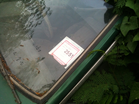 Ford Cortina สีเขียว 4 ประตู เครื่องเดิมจอดนานไม่ติด ภายในเดิมไม่ขา ขายตามสภาพ ทะเบียนขาดปี 51 Ford Cortina สีเขียว 4 ประตู เครื่องเดิมจอดนานไม่ติด ภายในเดิมไม่ขา ขายตามสภาพ ทะเบียนขาดปี 51