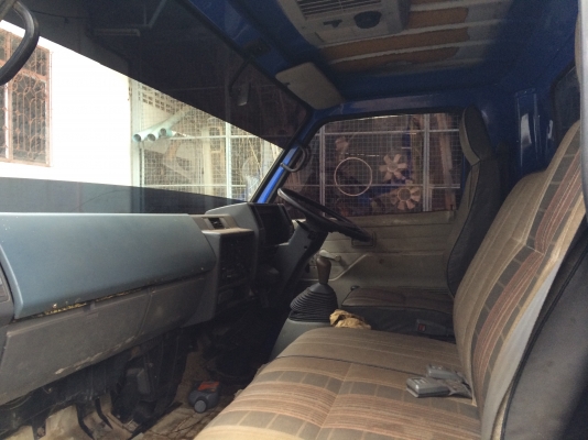 ขาย6 ล้ออีซูซุ ติดเครนมือสองจากญี่ปุ่น ยี่ห้อ ทาดาโน่ 2.5 ตัน 4 ปลอก ขาย สด - ผ่อน