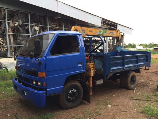 ขาย6 ล้ออีซูซุ ติดเครนมือสองจากญี่ปุ่น ยี่ห้อ ทาดาโน่ 2.5 ตัน 4 ปลอก ขาย สด - ผ่อน