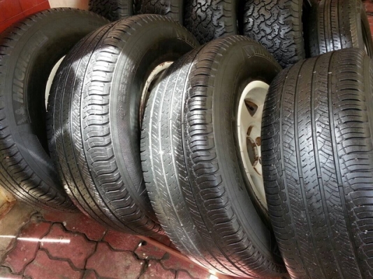 ขายล้อลาย แบรดเลท์ 8 x 16 พร้อมยาง 265 x 70 x 16 ขายล้อลาย แบรดเลท์ 8 x 16 พร้อมยาง 265 x 70 x 16