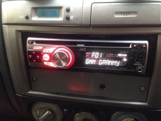 ขายเครื่องเลยCD MP3 USB . JVC 1din