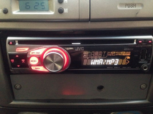 ขายเครื่องเลยCD MP3 USB . JVC 1din