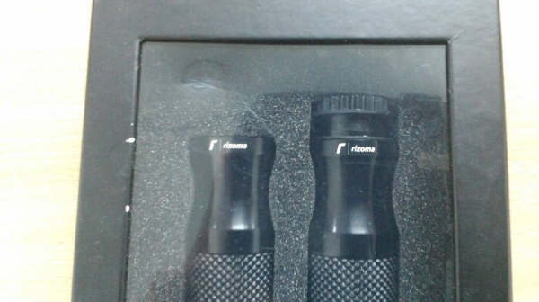 ขายครับ ครบชุด จากสำนักrizoma ของใหมยังไม่แกะกล่อง ทั้งชุด3500 พร้อมส่งครับ