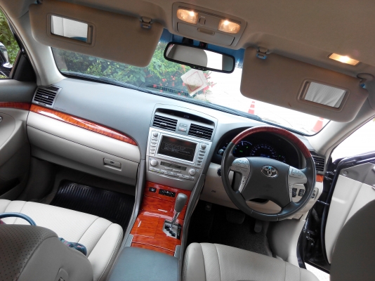 toyota camry hybrid navi