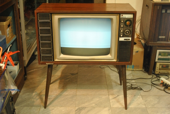ขายทีวีเก่าโบราณ