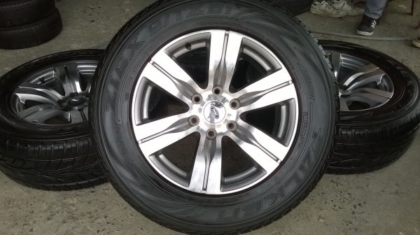 แม็กเดิม ford ขอบ 18 ครับ ยาง 265 60 18 Falken