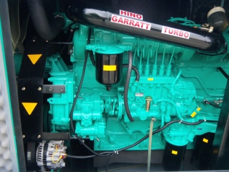 เครื่องปั่นไฟ 200 Kva.mad in japanรับประกัน 12 เดือน