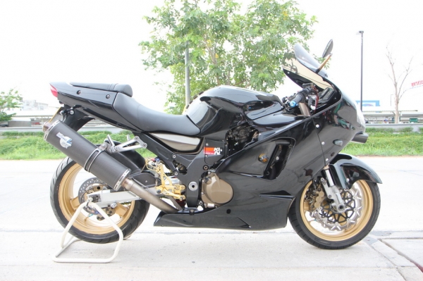 ขาย kawasaki zx12r ปี2003 สเป็คus ทะเบียนแท้  โอนขนส่งทั่ว