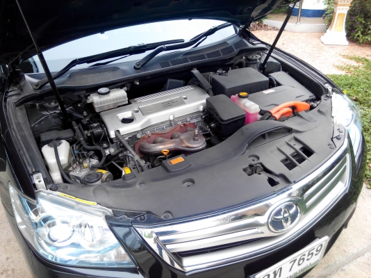 toyota camry hybrid navi