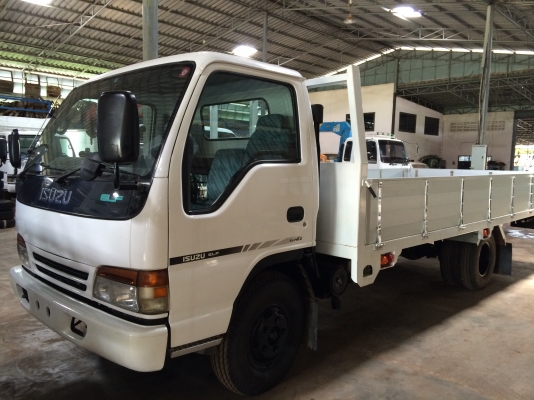 ขาย6ล้ออีซูซุ NPR การ์ตูน 120แรง กะบะมิเนียม ยาว 5 เมตร รถสวย พร้อมใช้ พร้อมทะเบียน