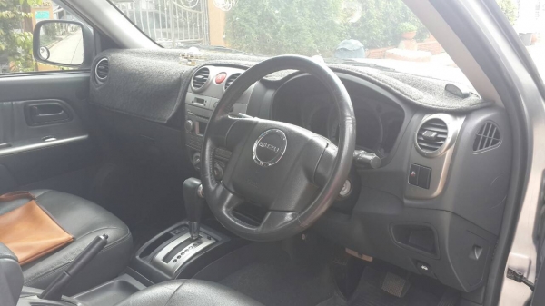 ขายถูก ISUZU D-MAX 4WD