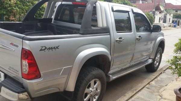 ขายถูก ISUZU D-MAX 4WD