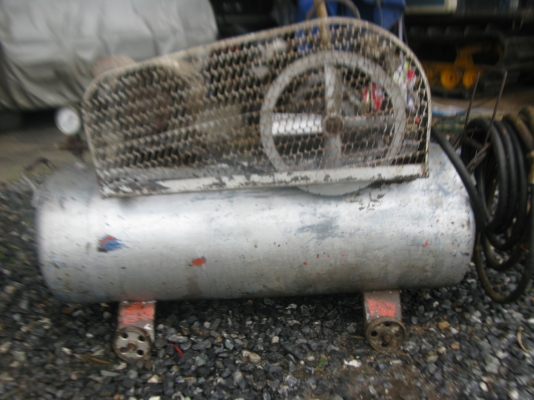 เครื่องจักรกล และอุปกรณ์