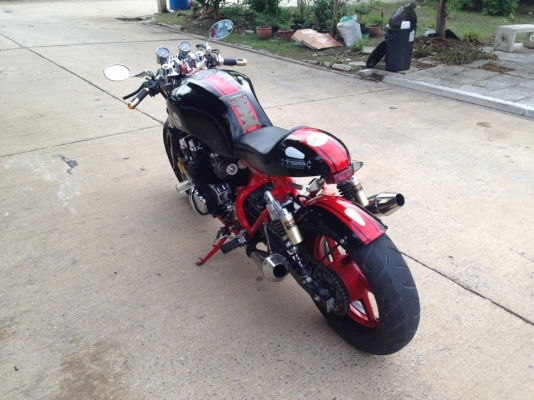 ขาย cb750 cafe racer