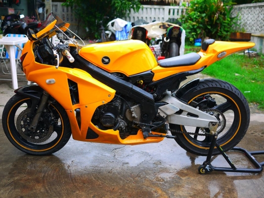 ขาย Cbr400 พร้อมทะเบียนแท้ แฟริ่ง Cbr1000 08 ท่อสูตร เครื่องดีเลย ราคา 85000