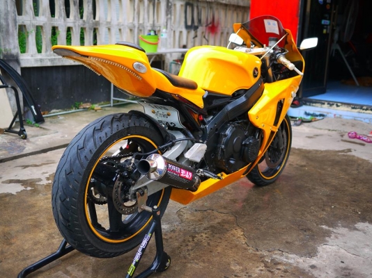 ขาย Cbr400 พร้อมทะเบียนแท้ แฟริ่ง Cbr1000 08 ท่อสูตร เครื่องดีเลย ราคา 85000