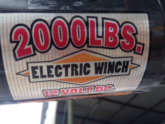 ขายรอกไฟฟ้า ขนาด 200 KG. ไฟบ้าน 220 V พร้อมคาน ขนาดเล็กกระทันรัด สภาพใหม่มาก พร้อมใช้งาน