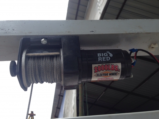 ขายรอกไฟฟ้า ขนาด 200 KG. ไฟบ้าน 220 V พร้อมคาน ขนาดเล็กกระทันรัด สภาพใหม่มาก พร้อมใช้งาน