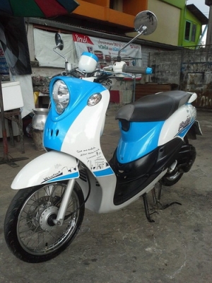 Fino ลายปารีส สวยๆเดิมๆราคาเร้าๆครับ