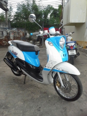 Fino ลายปารีส สวยๆเดิมๆราคาเร้าๆครับ