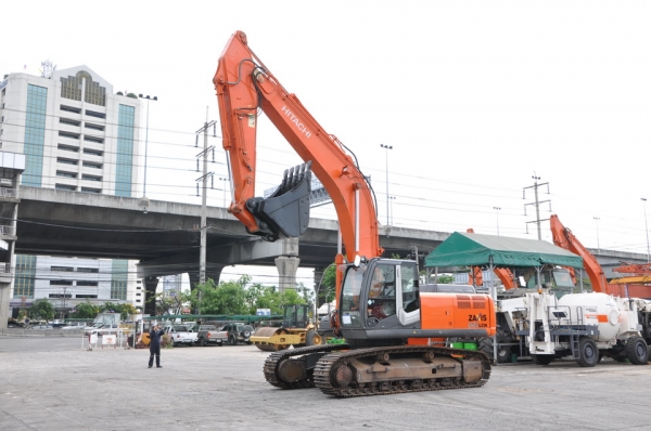 HITACHI  ZX350LCN-3 SN 54068