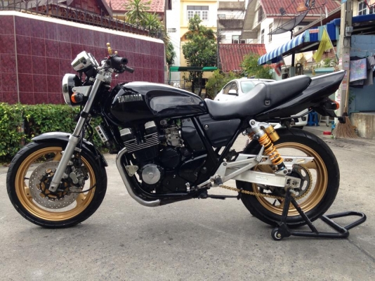 XJR 400 ปี96 เอาไปเติมน้ำมันขับอย่างเดียวเลยครับ