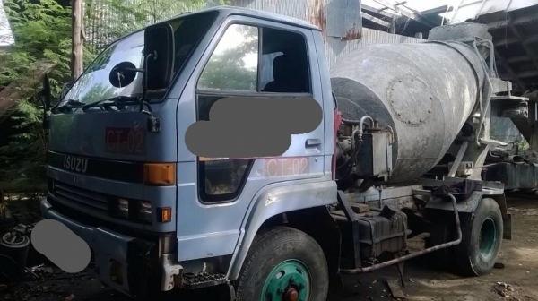 ขายรถหกล้อโม่ปูน ISUZU NRR12C เครื่อง 6BG1-185 แรง โม่ 3 คิว แชสซีสวย มี 2 คัน ทะเบียนพร้อม