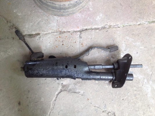 พวงมาลัยเบ้นซ์พร้อมคอ